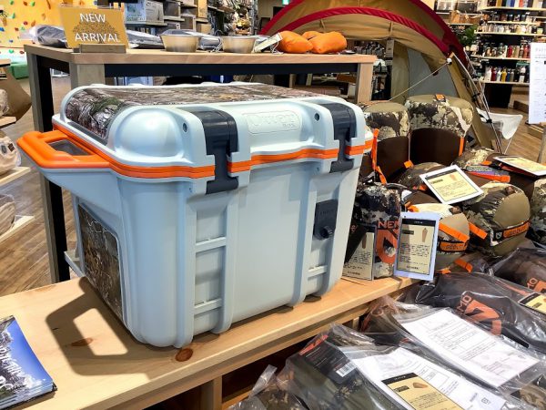 OtterBox × REALTREEコラボ『Venture cooler REALTREE』予約受付開始 ...